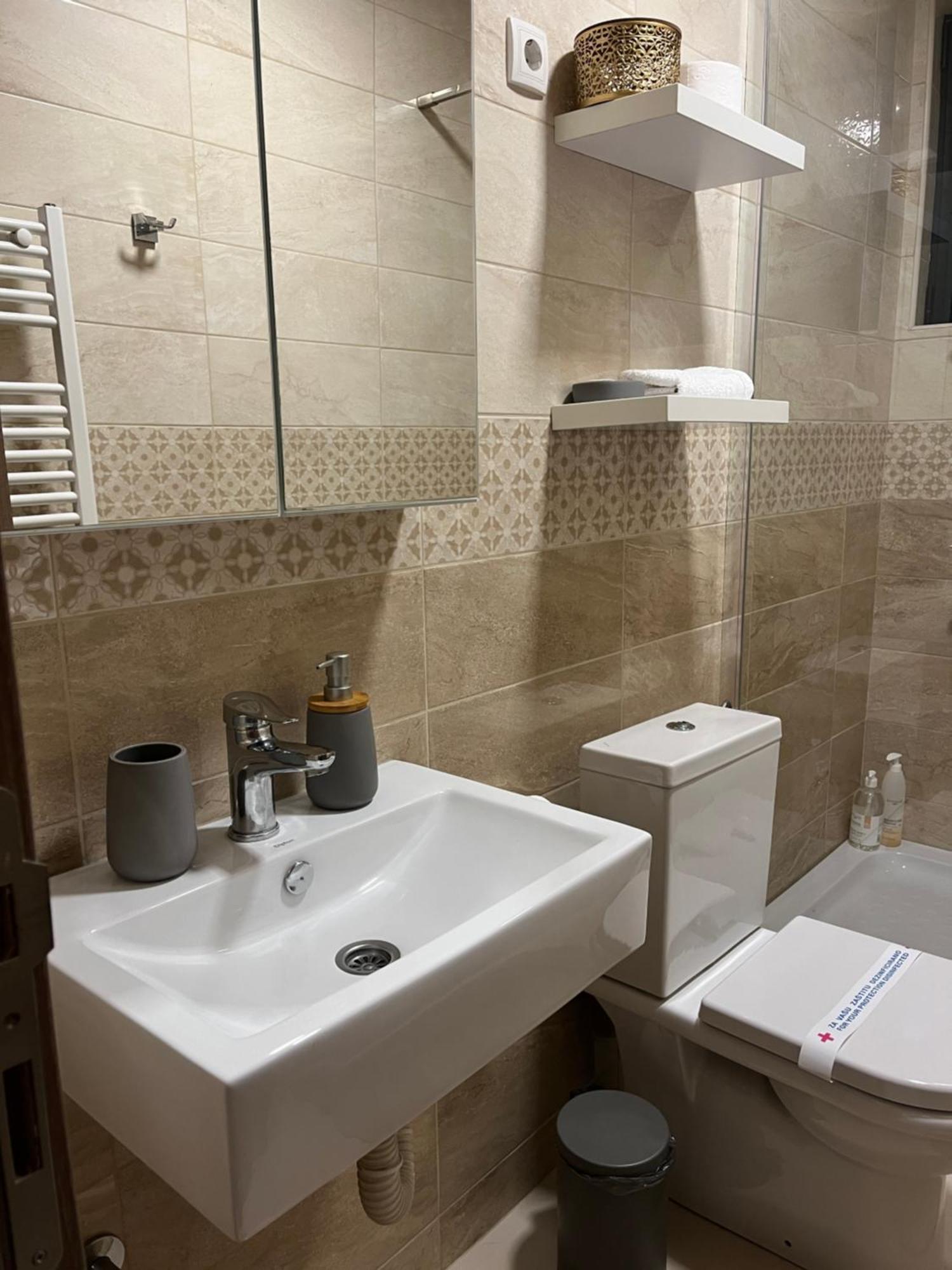 Apartmani Sova Novi Pazar Eksteriør billede
